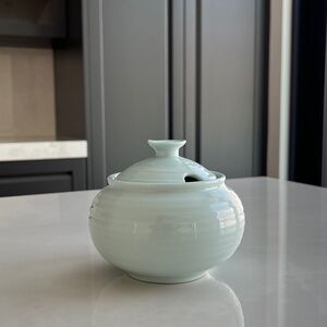 Sophie Conran for Portmeirion Celadon Lidded Sugar Dish. Like new.
